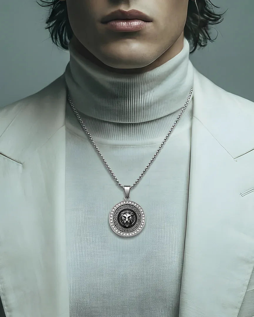 Royal Lion Medallion Necklace - Fourovr